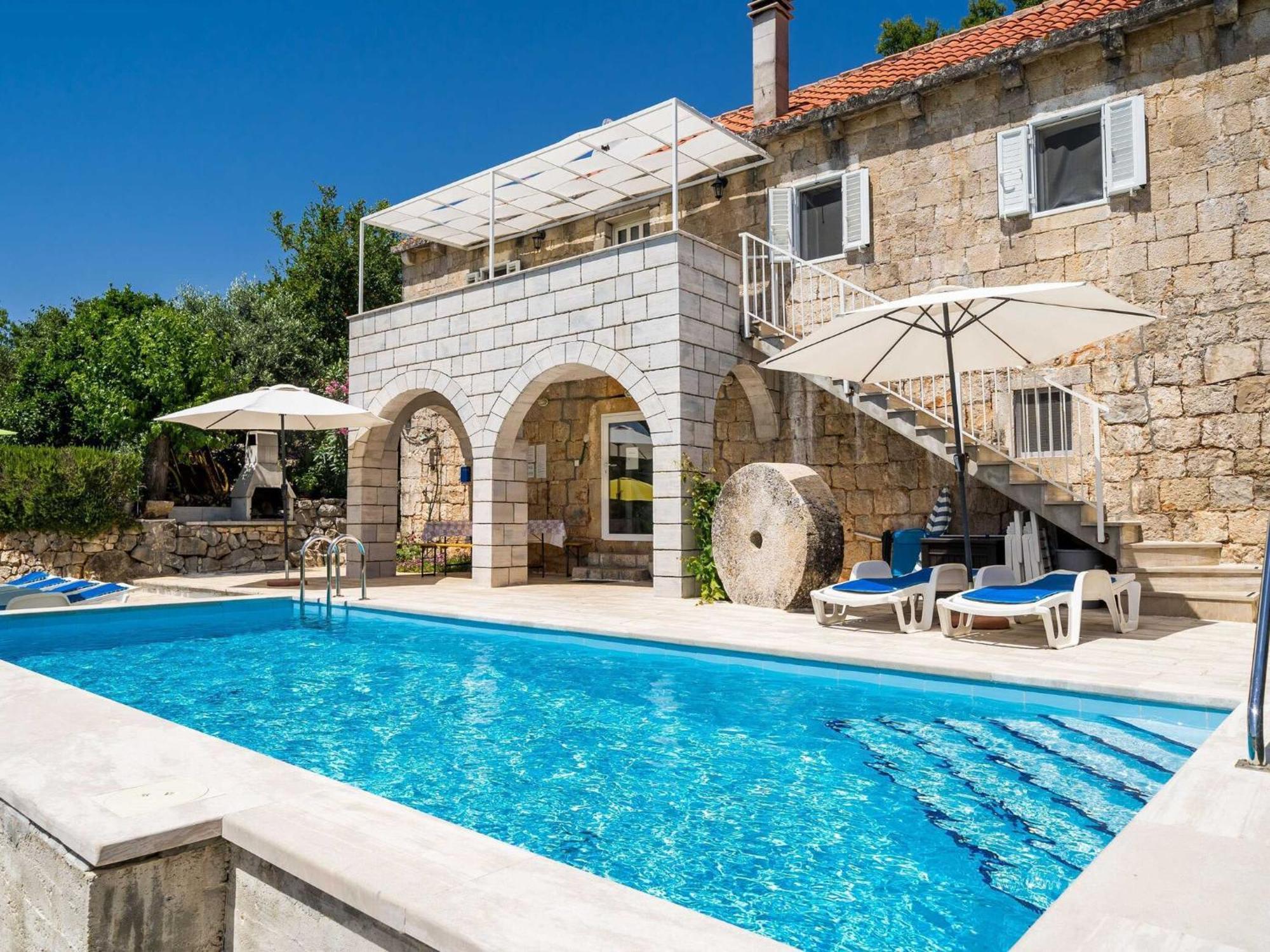 House Ko An-Four Bedroom Villa With Terrace And Swimming Pool Gruda Extérieur photo